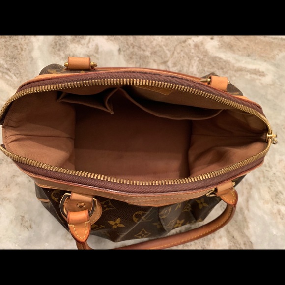 Louis Vuitton Authentic Monogram Canvas Satchel - Picture 4 of 5